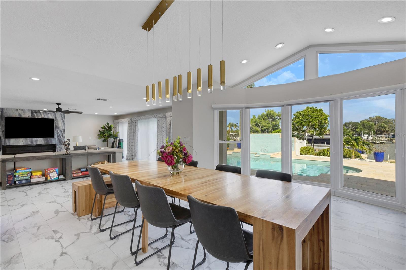 4124 HARBOR CIR S, LARGO, FL, 33770