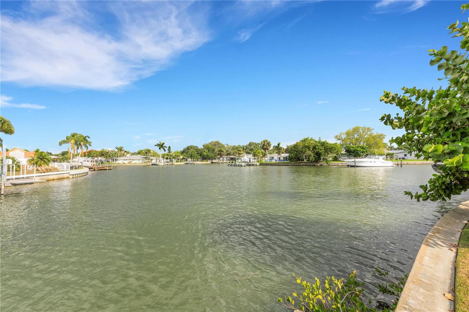 4124 HARBOR CIR S, LARGO, FL, 33770