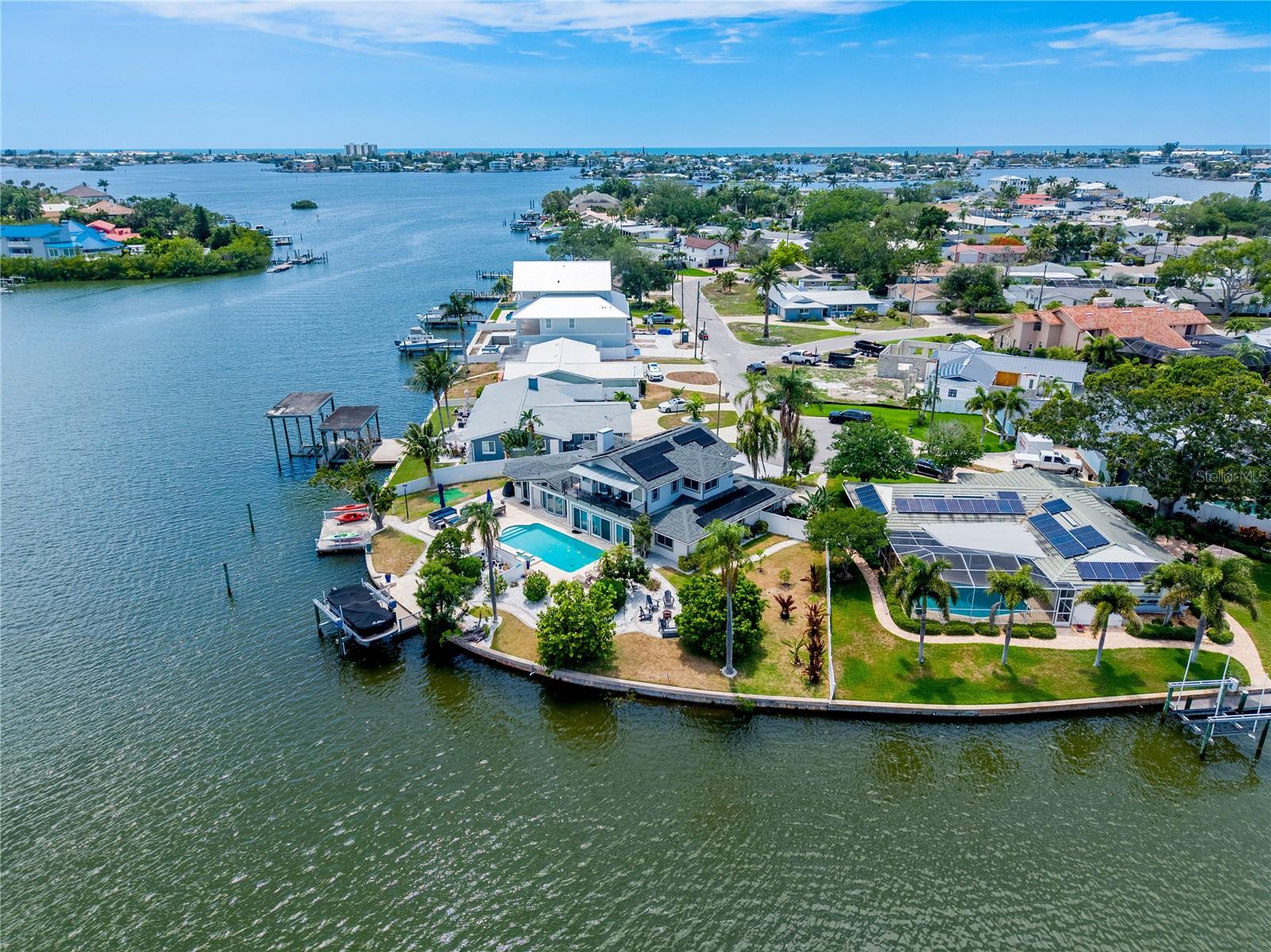 4124 HARBOR CIR S, LARGO, FL, 33770