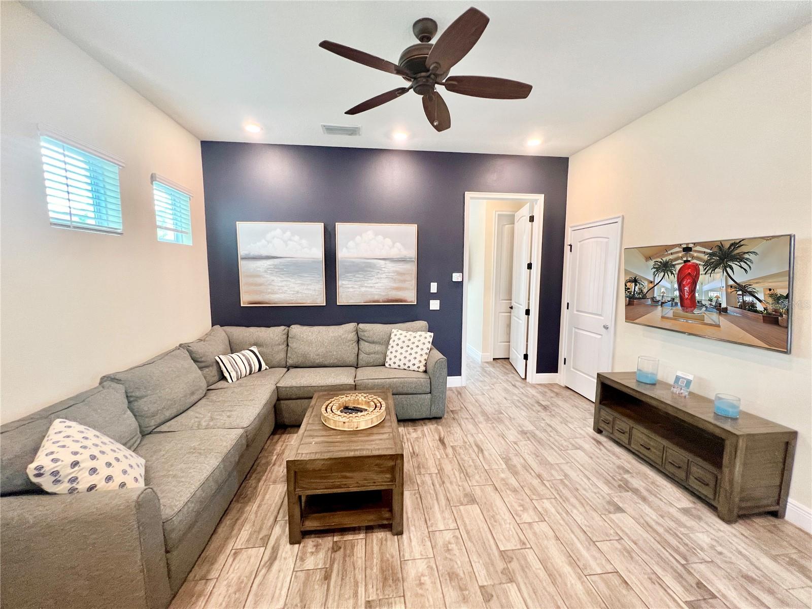 8067 KNEE DEEP RD, KISSIMMEE, FL, 34747