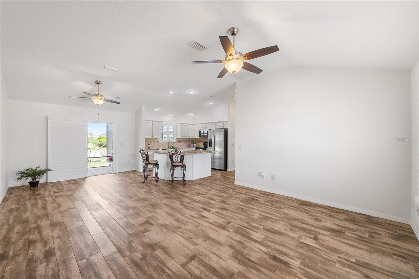 1773 HOLLOW BRANCH WAY, THE VILLAGES, FL, 32162