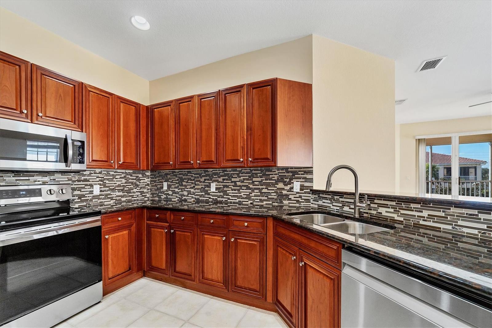 240 W END DR #923, PUNTA GORDA, FL, 33950