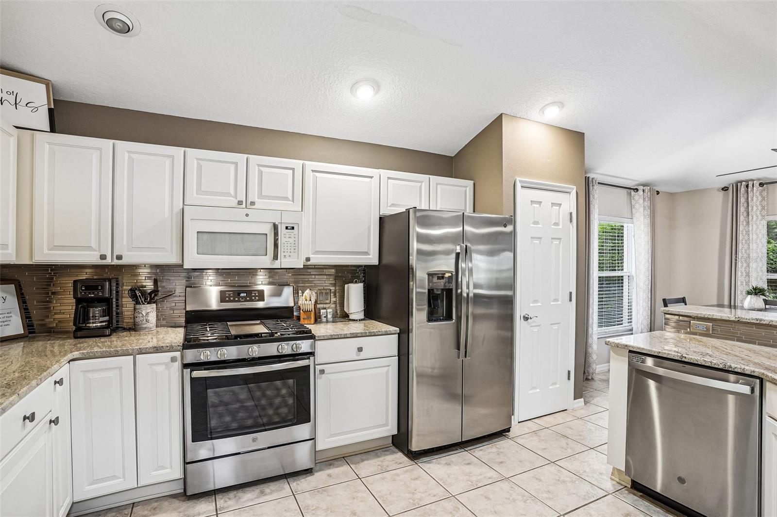 17115 SE 93RD TELLFIER TER, THE VILLAGES, FL, 32162