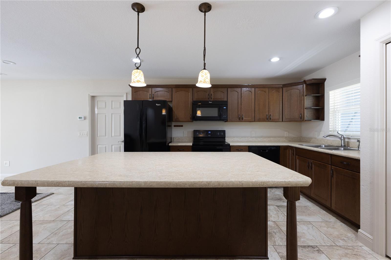 2057 E C 462, WILDWOOD, FL, 34785