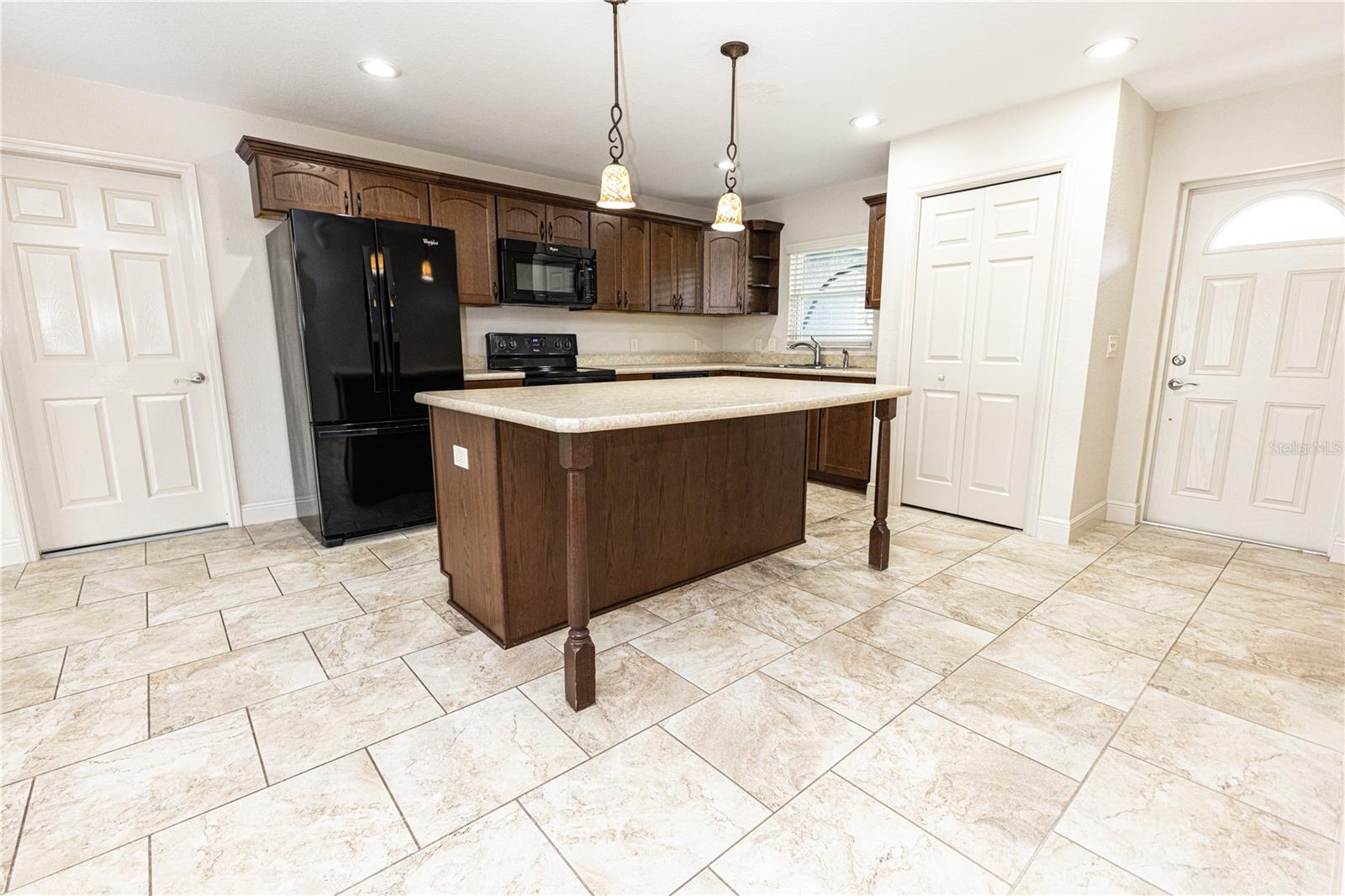 2057 E C 462, WILDWOOD, FL, 34785