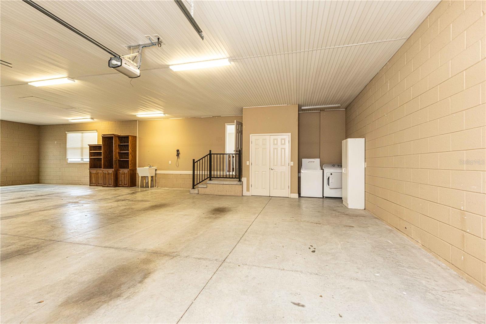 2057 E C 462, WILDWOOD, FL, 34785