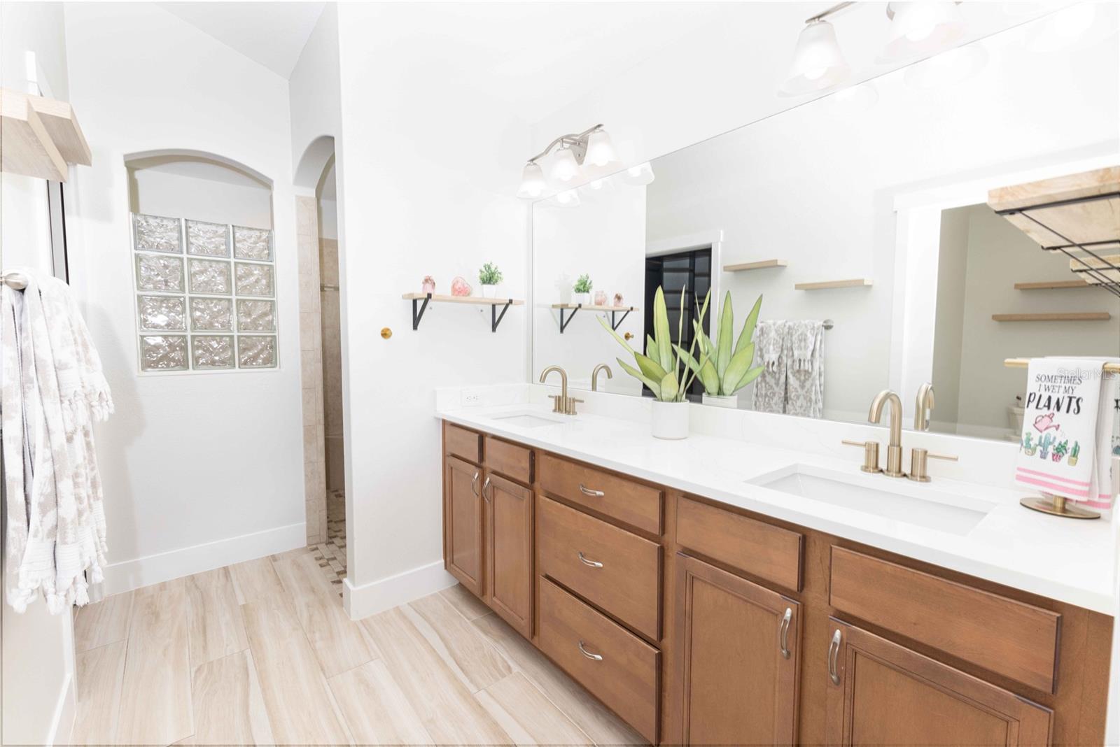 2057 E C 462, WILDWOOD, FL, 34785