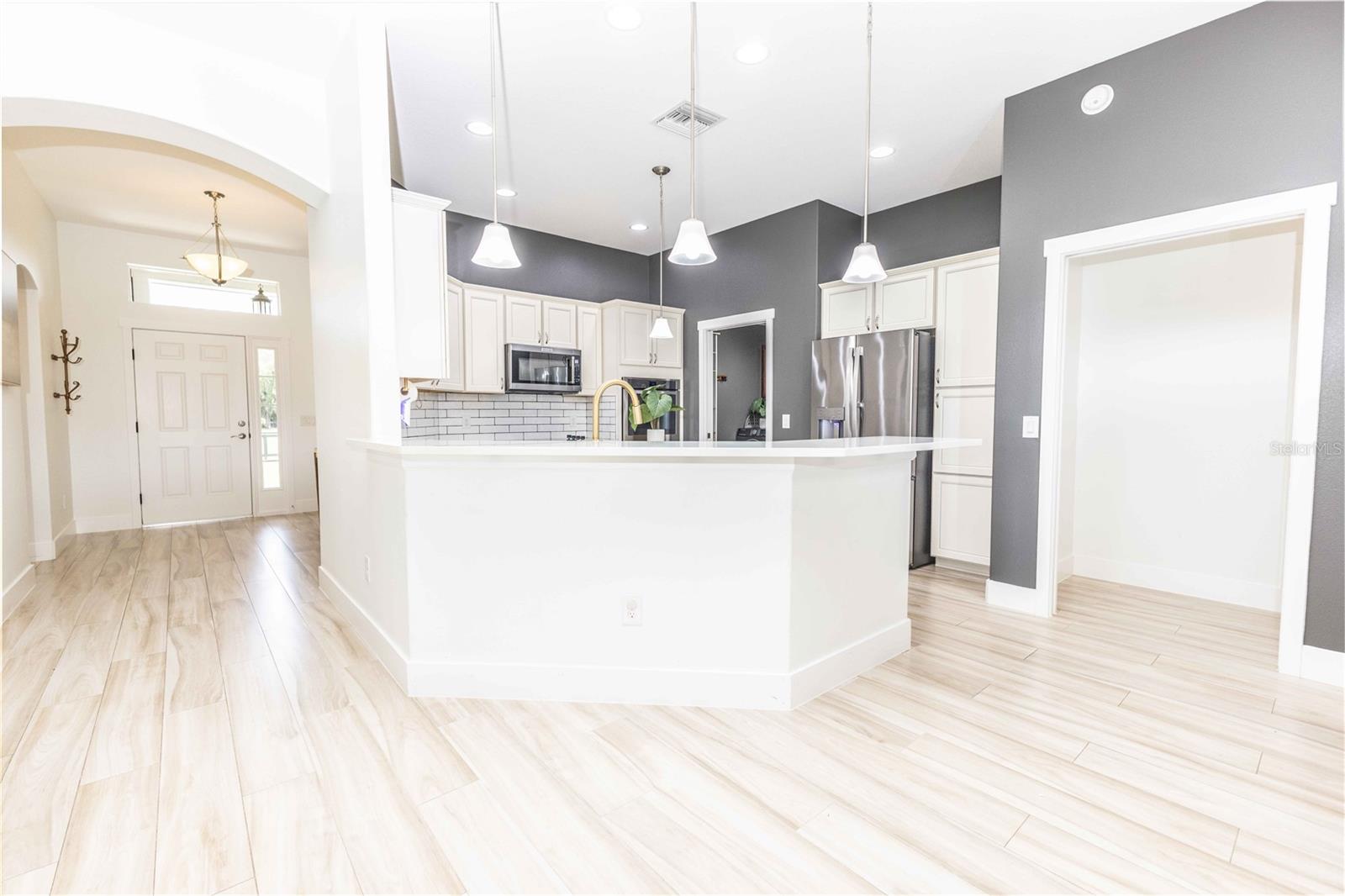 2057 E C 462, WILDWOOD, FL, 34785