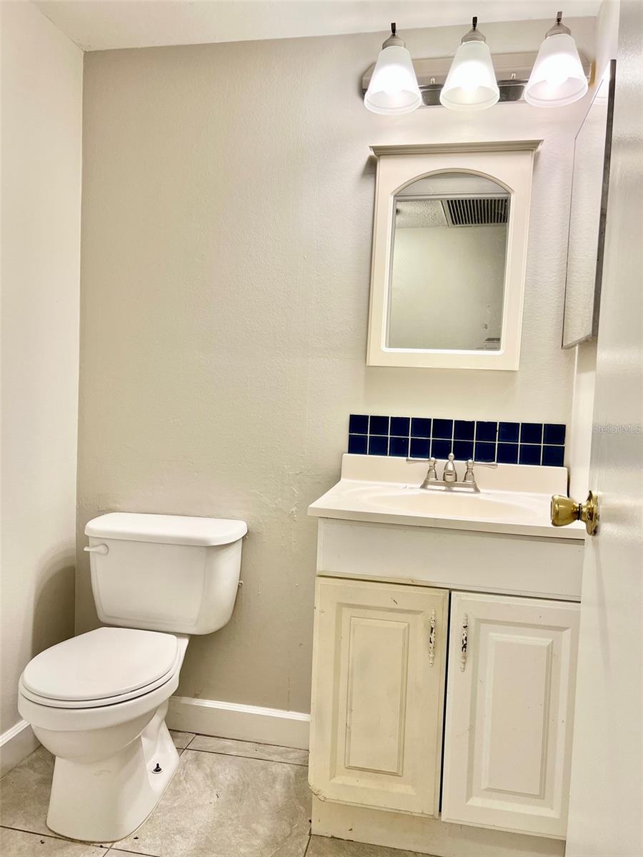 6065 VILLAGE CIR #6065, ORLANDO, FL, 32822