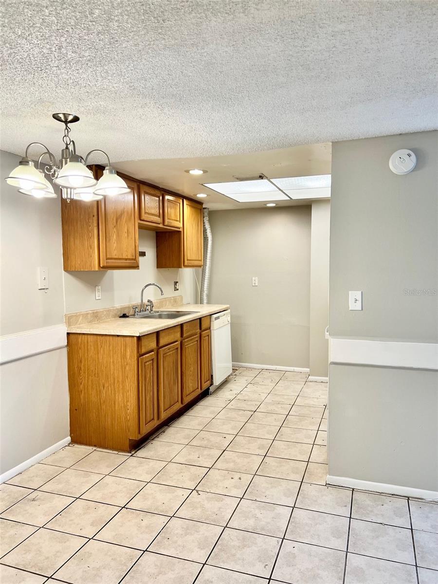6065 VILLAGE CIR #6065, ORLANDO, FL, 32822