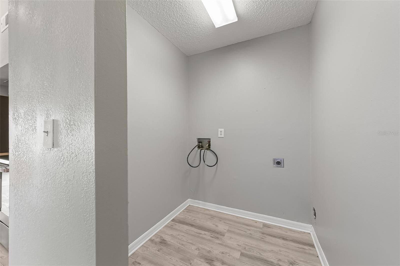 1385 GILLOTT ST NW, PALM BAY, FL, 32907