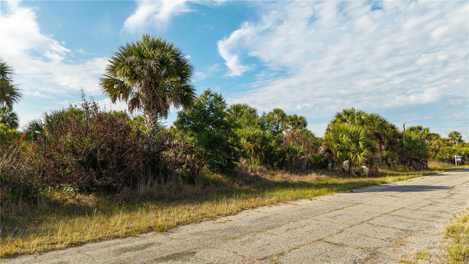 8607 FIREGLOW CIR, NORTH PORT, FL, 34288
