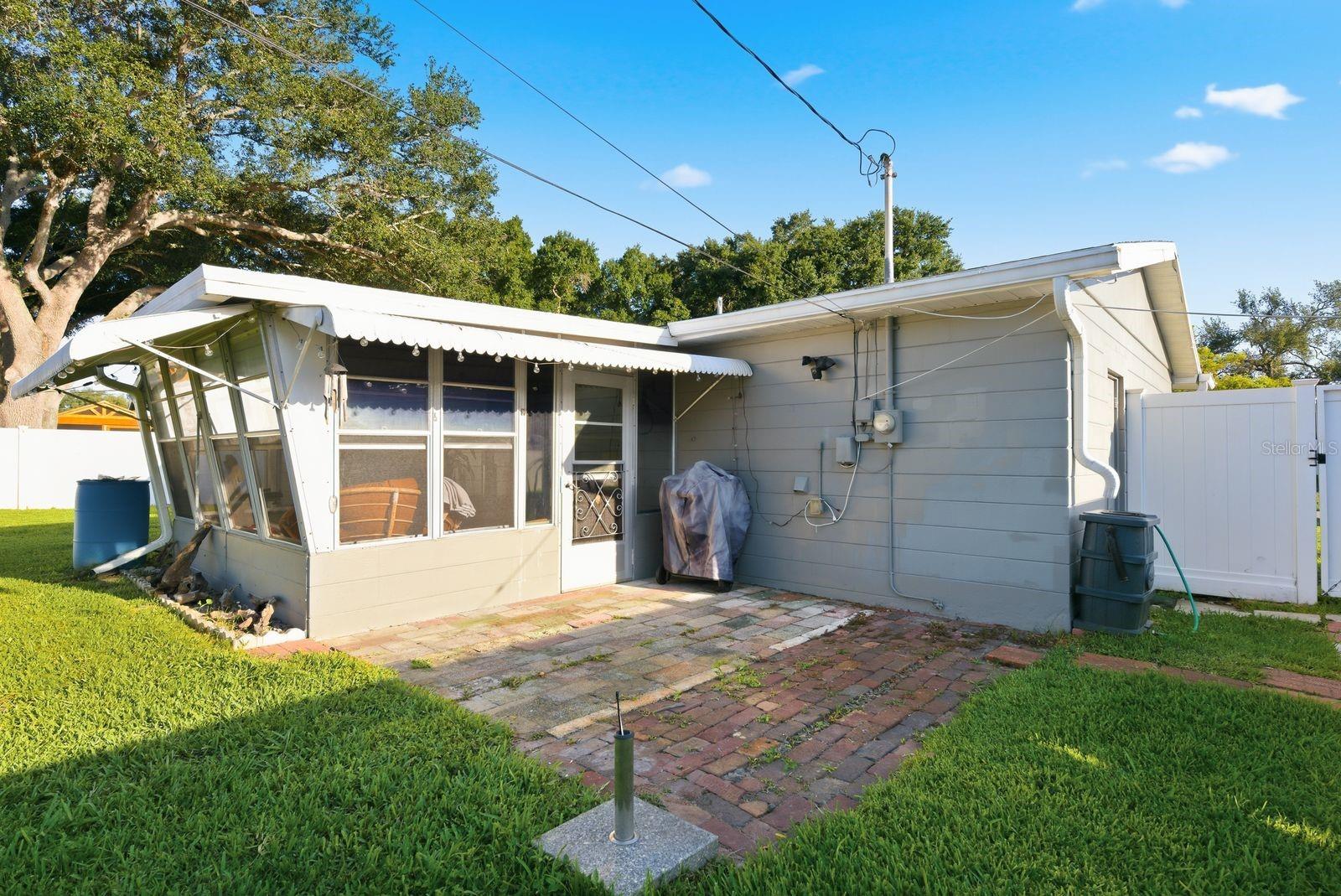 5648 33RD AVE N, ST PETERSBURG, FL, 33710