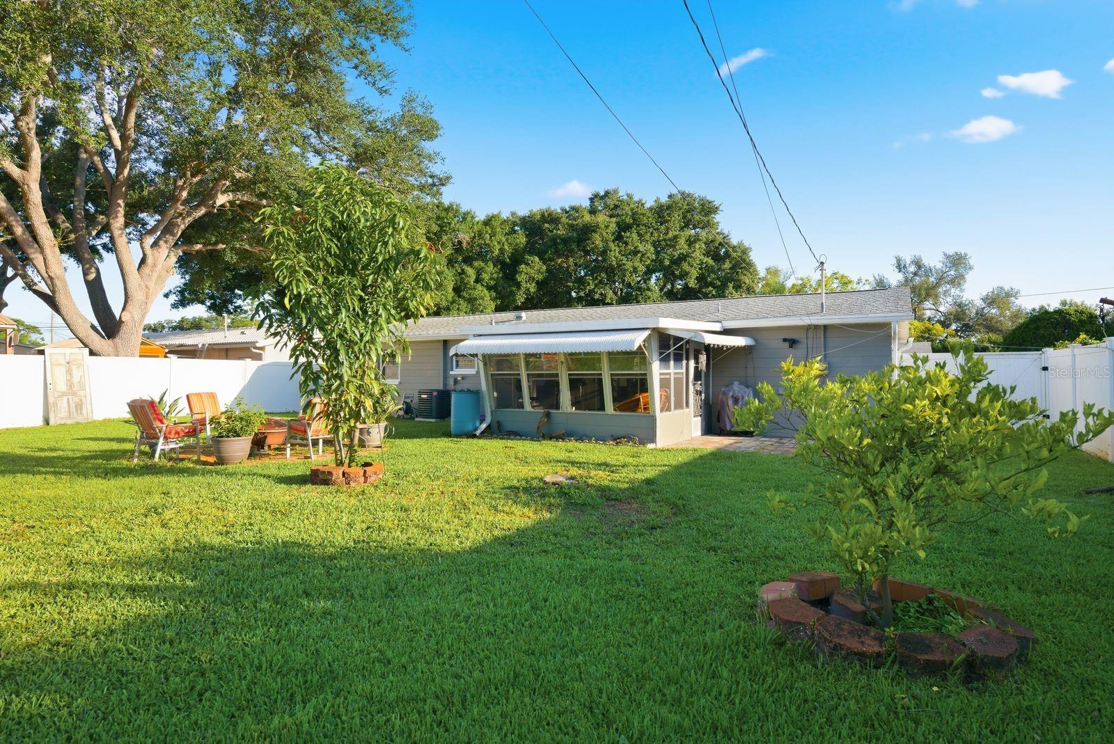 5648 33RD AVE N, ST PETERSBURG, FL, 33710