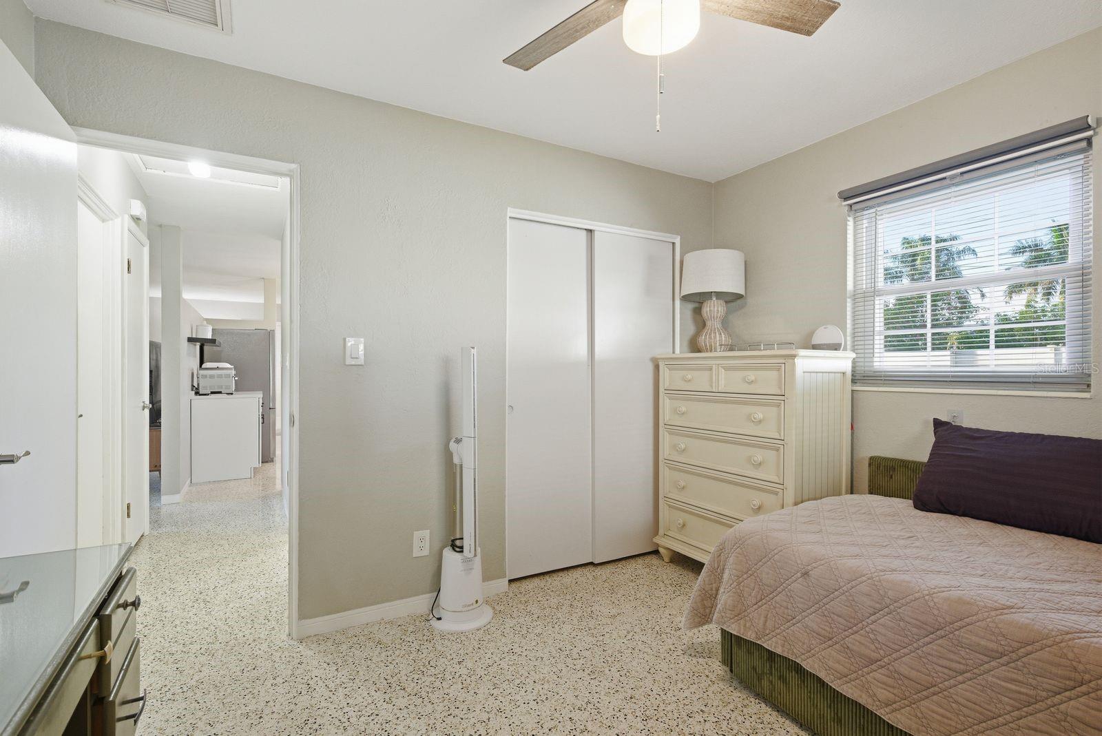 5648 33RD AVE N, ST PETERSBURG, FL, 33710