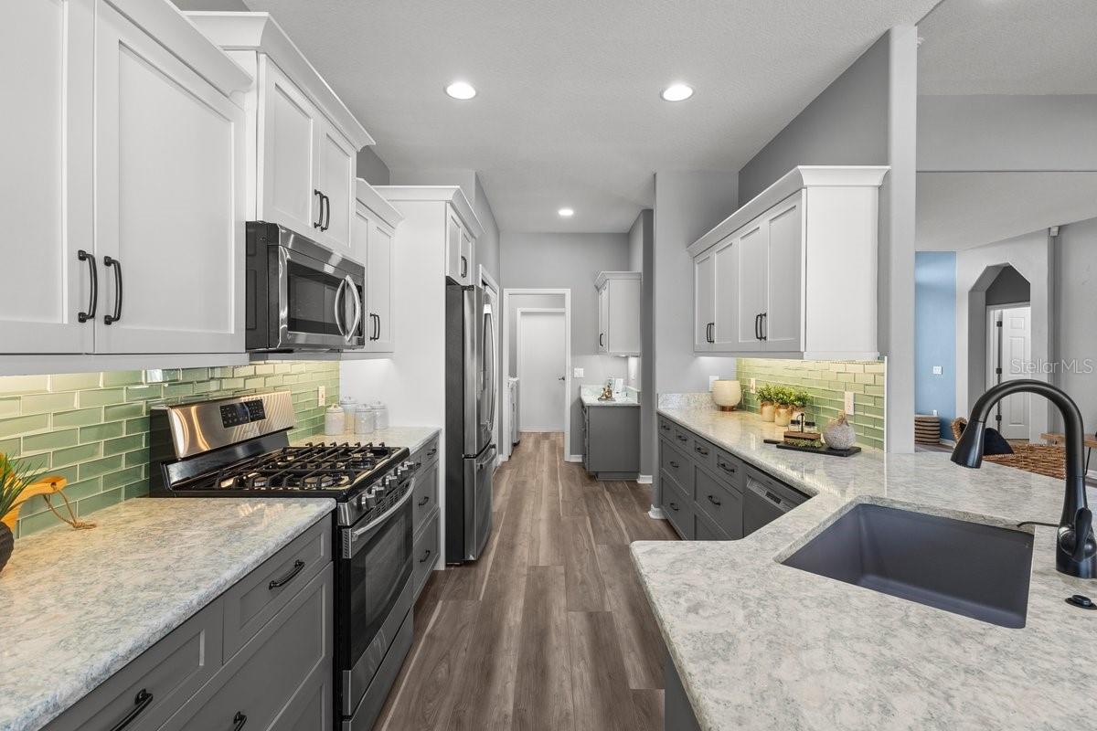 3856 WHISPERING OAKS DR, NORTH PORT, FL, 34287