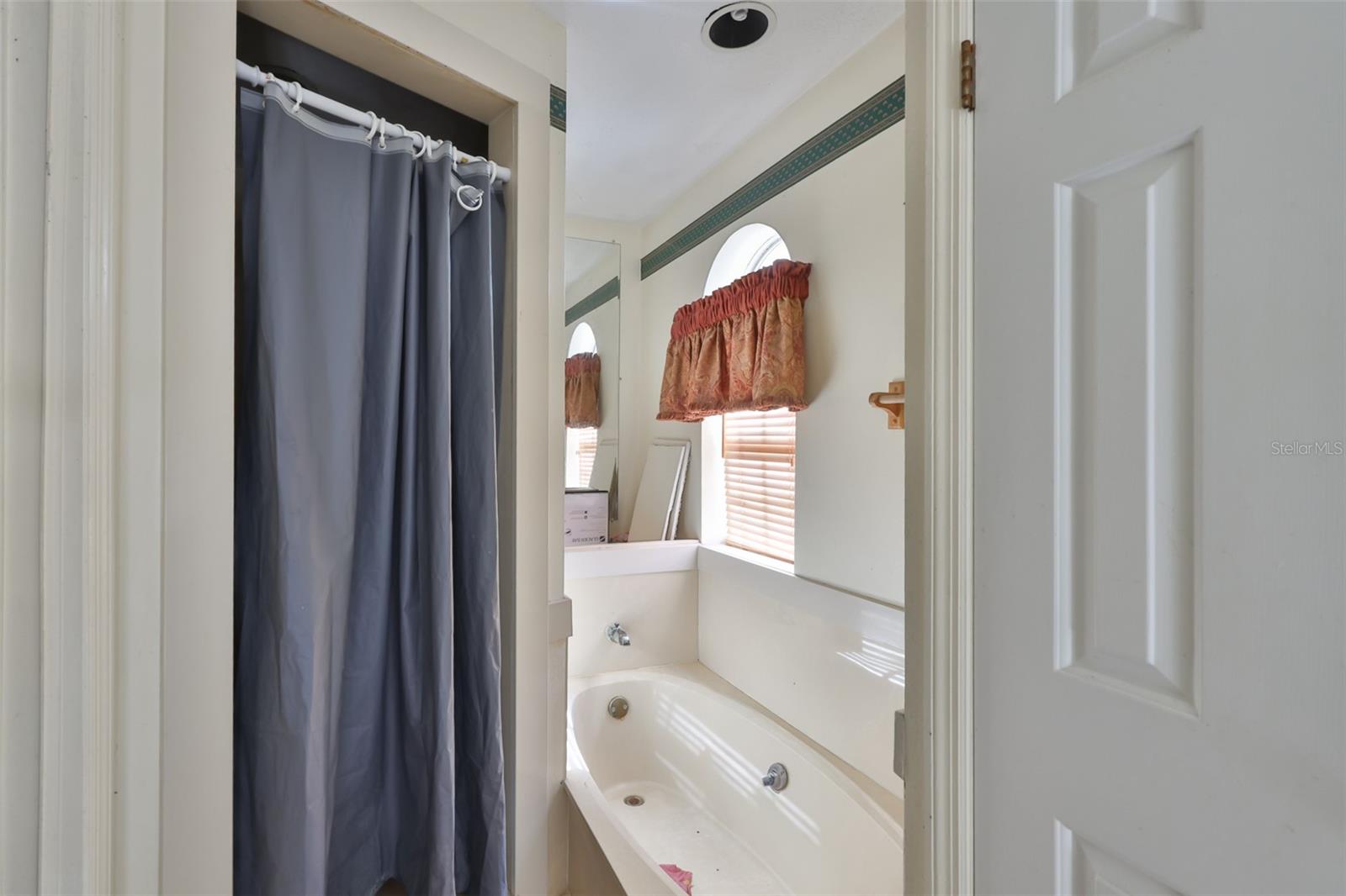 2710 LEWIS RD, DOVER, FL, 33527