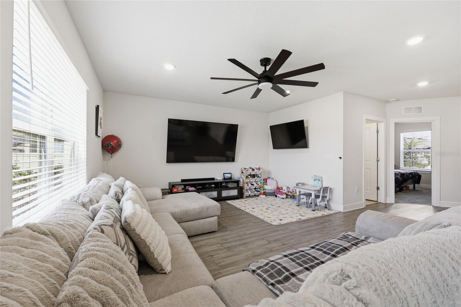 5568 KEATON SPRINGS DR, LAKELAND, FL, 33811