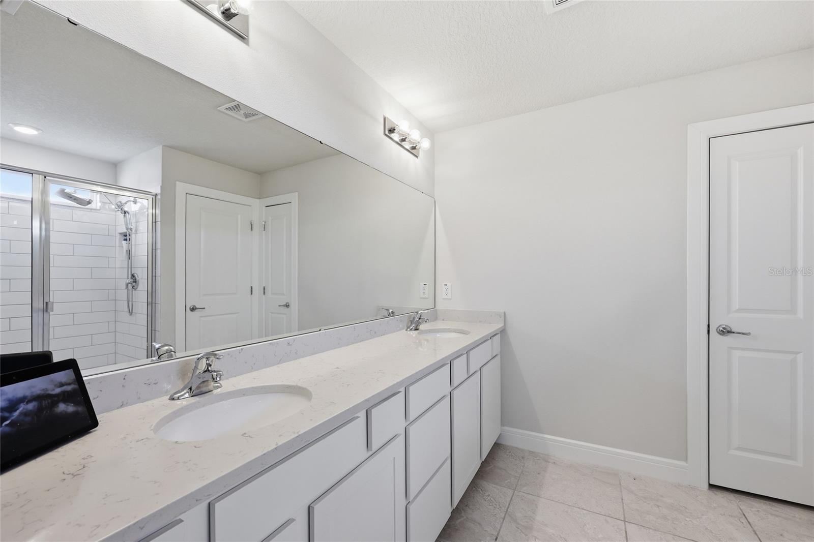 5568 KEATON SPRINGS DR, LAKELAND, FL, 33811