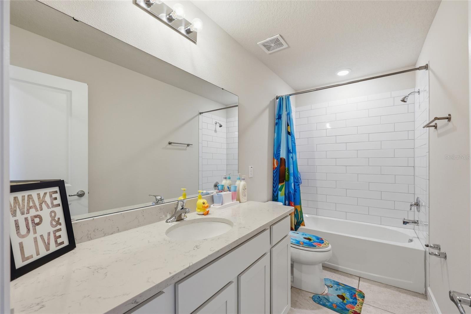 5568 KEATON SPRINGS DR, LAKELAND, FL, 33811