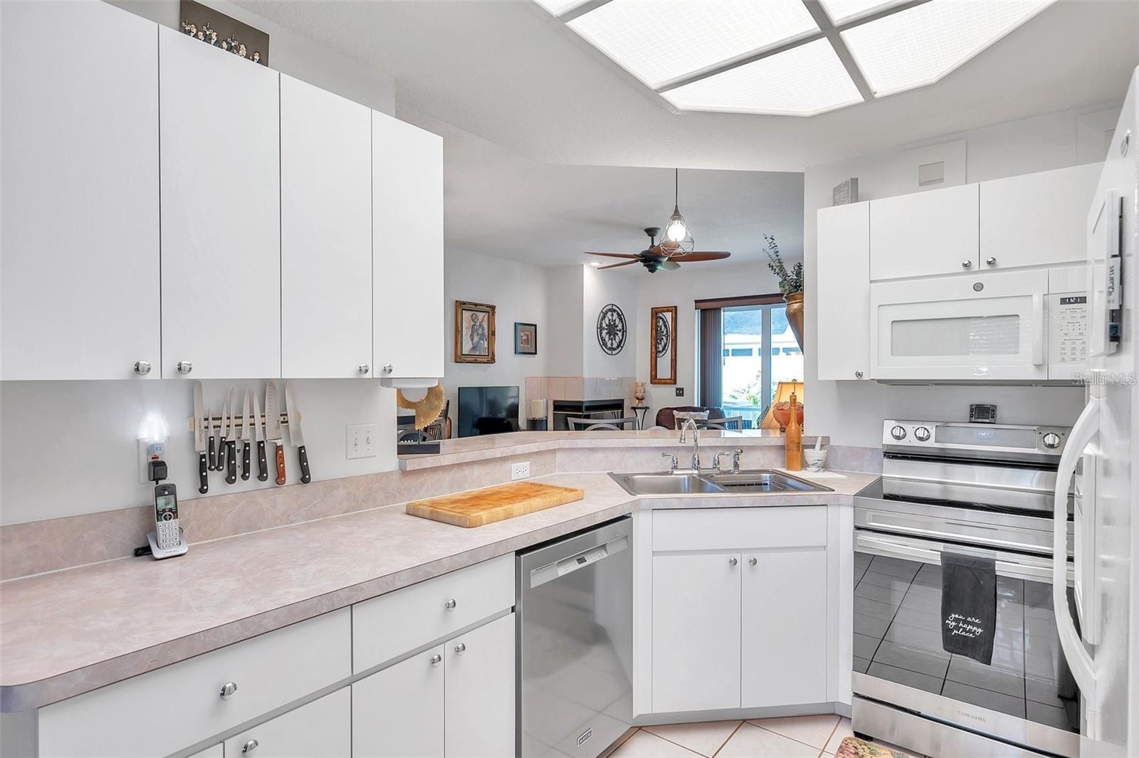 1914 NORTHFORK CIR, CLEARWATER, FL, 33760