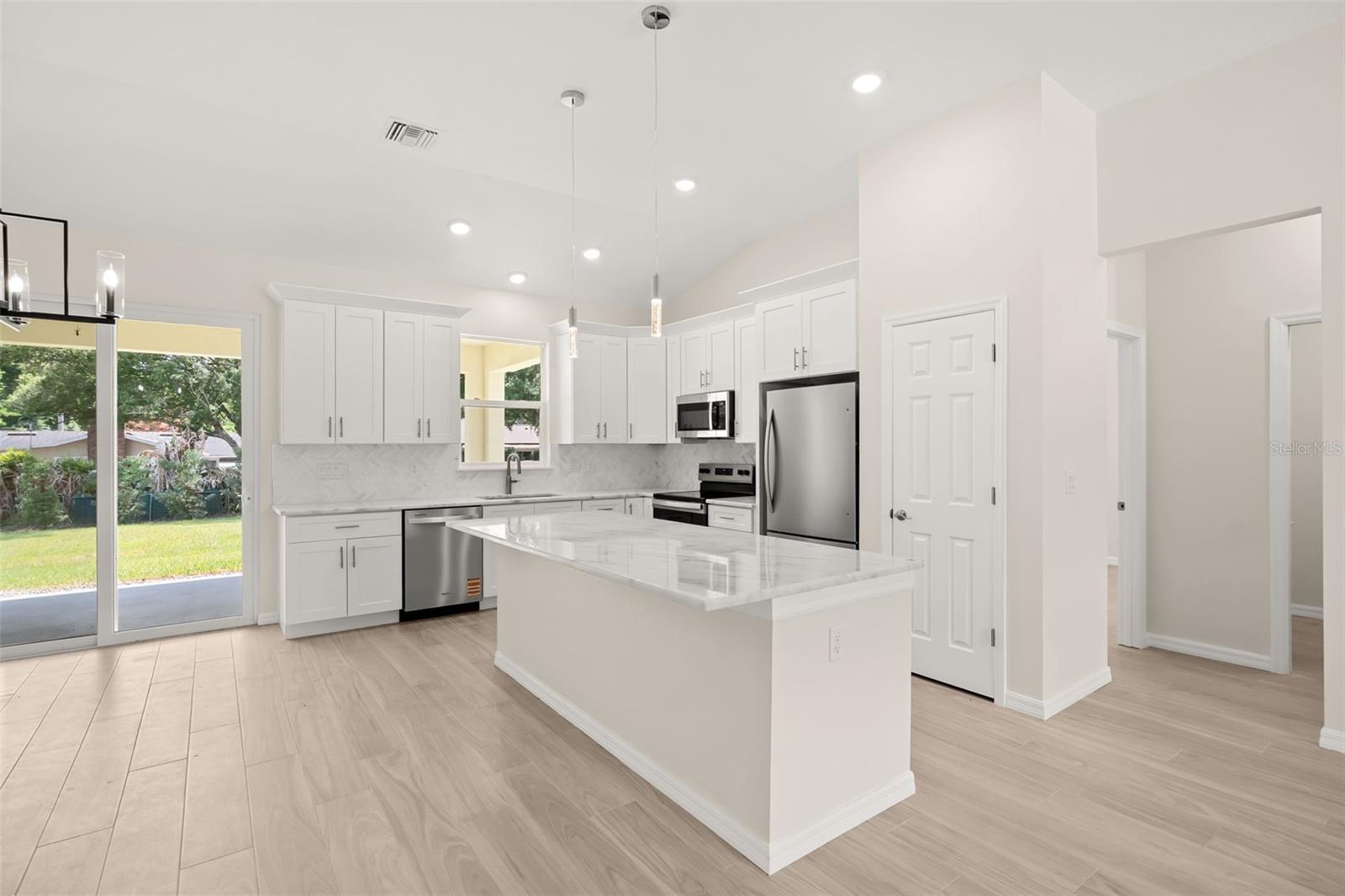 247 DEBARY DR, DEBARY, FL, 32713