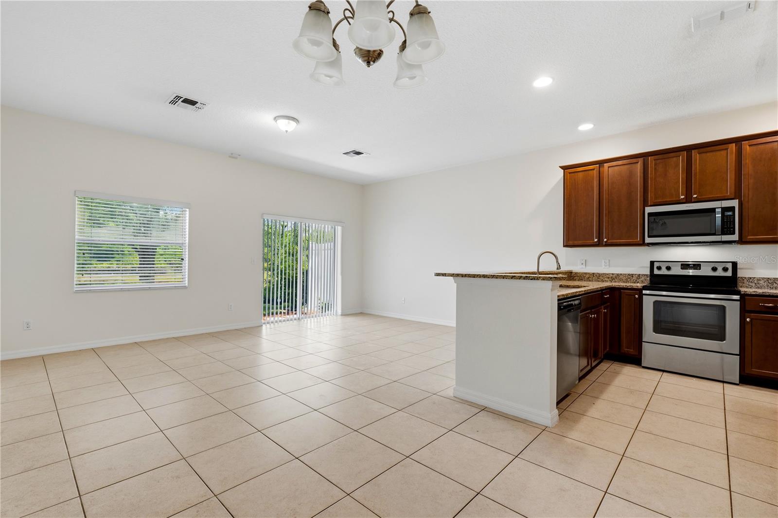 1253 HONEY BLOSSOM DR, ORLANDO, FL, 32824