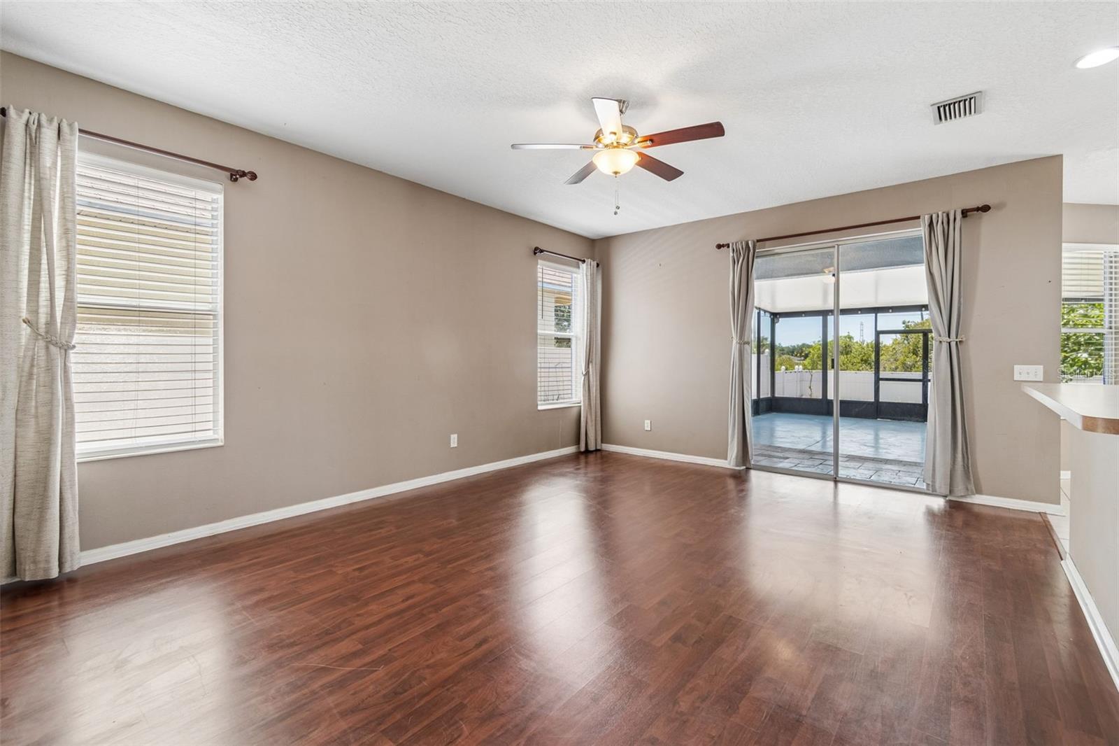 8718 SANDY PLAINS DR, RIVERVIEW, FL, 33578