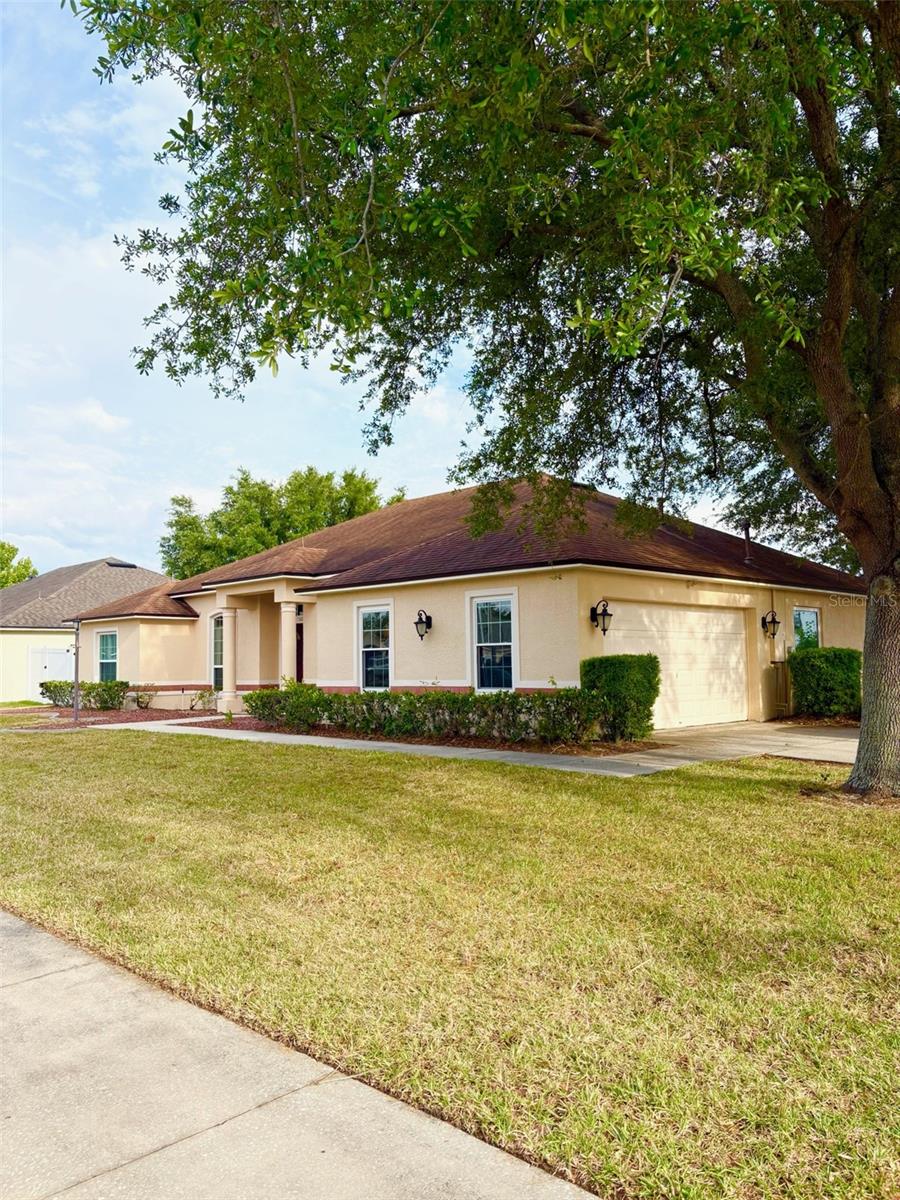1601 SILHOUETTE DR, CLERMONT, FL, 34711