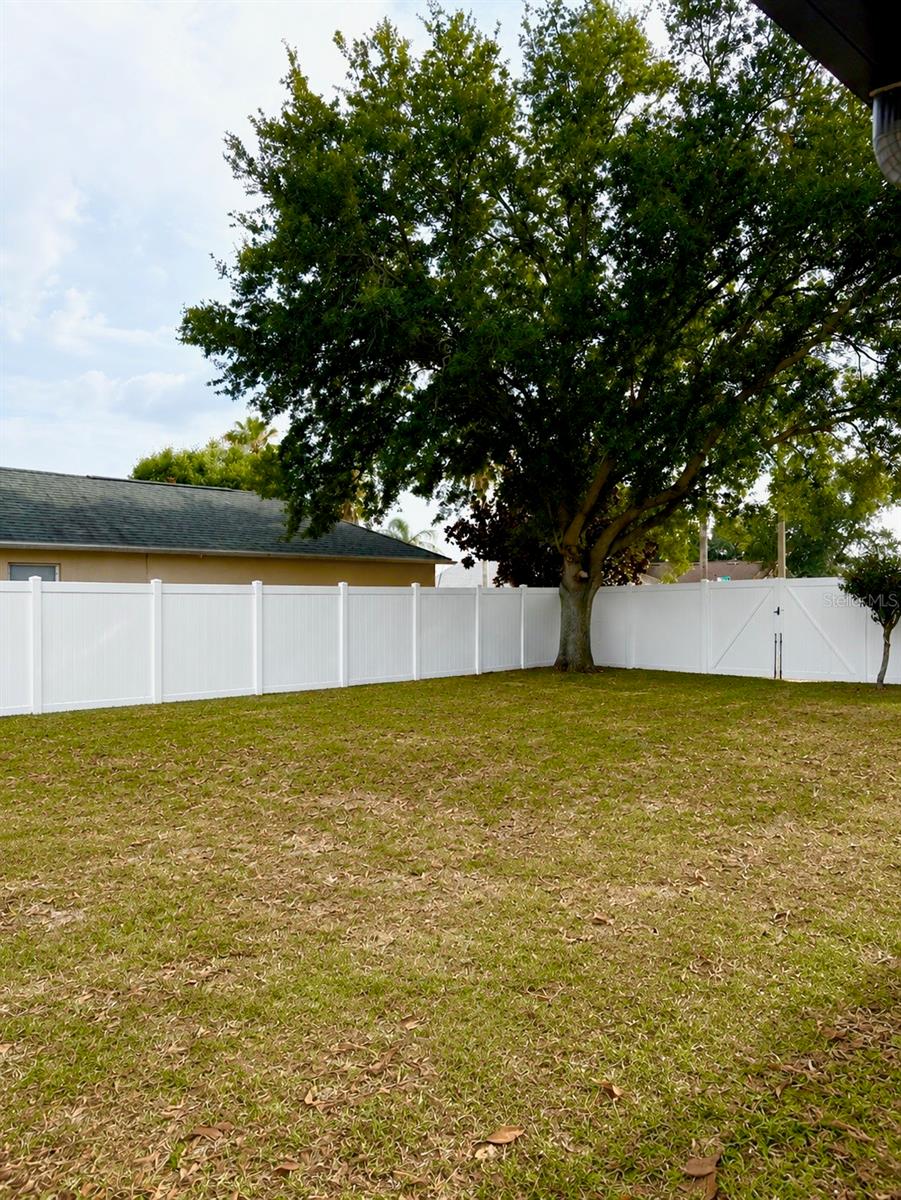 1601 SILHOUETTE DR, CLERMONT, FL, 34711