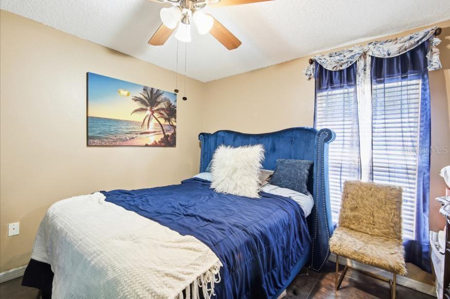 3005 W CHESTNUT ST, TAMPA, FL, 33607
