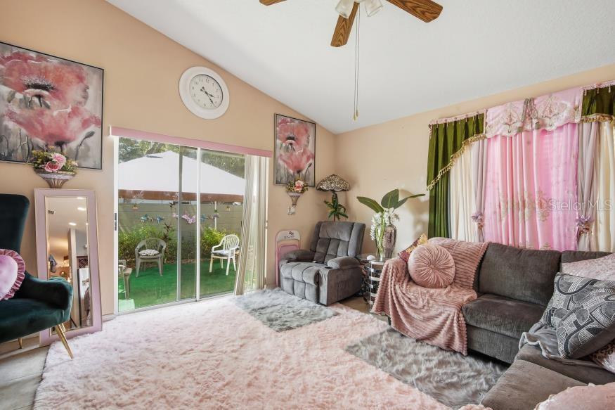 3005 W CHESTNUT ST, TAMPA, FL, 33607