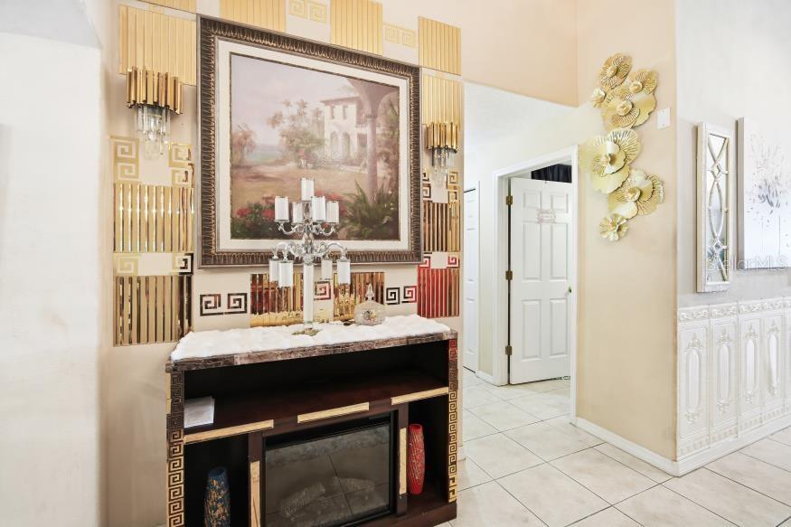 3005 W CHESTNUT ST, TAMPA, FL, 33607