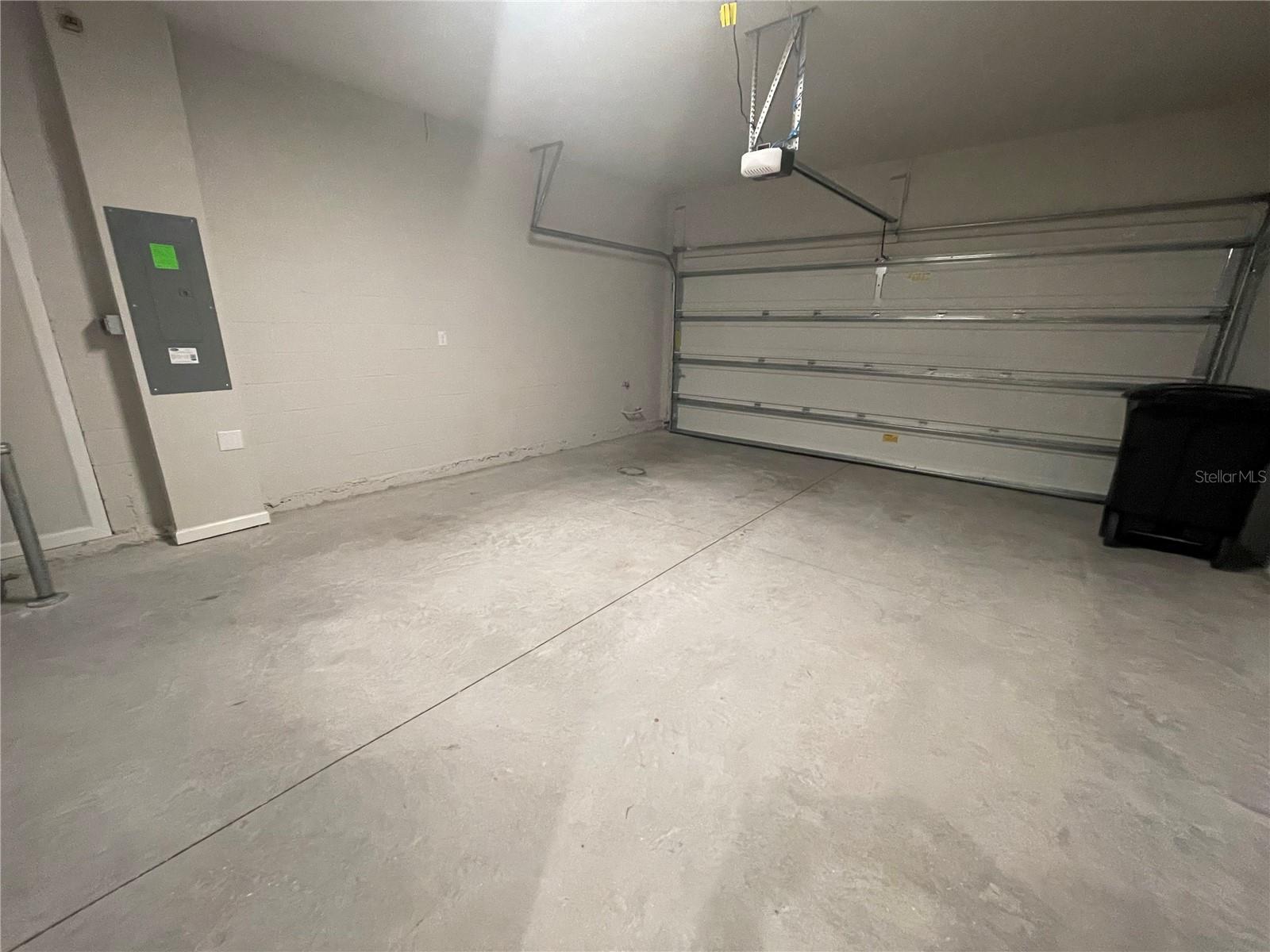 26068 WOVEN WICKER BND, LUTZ, FL, 33559