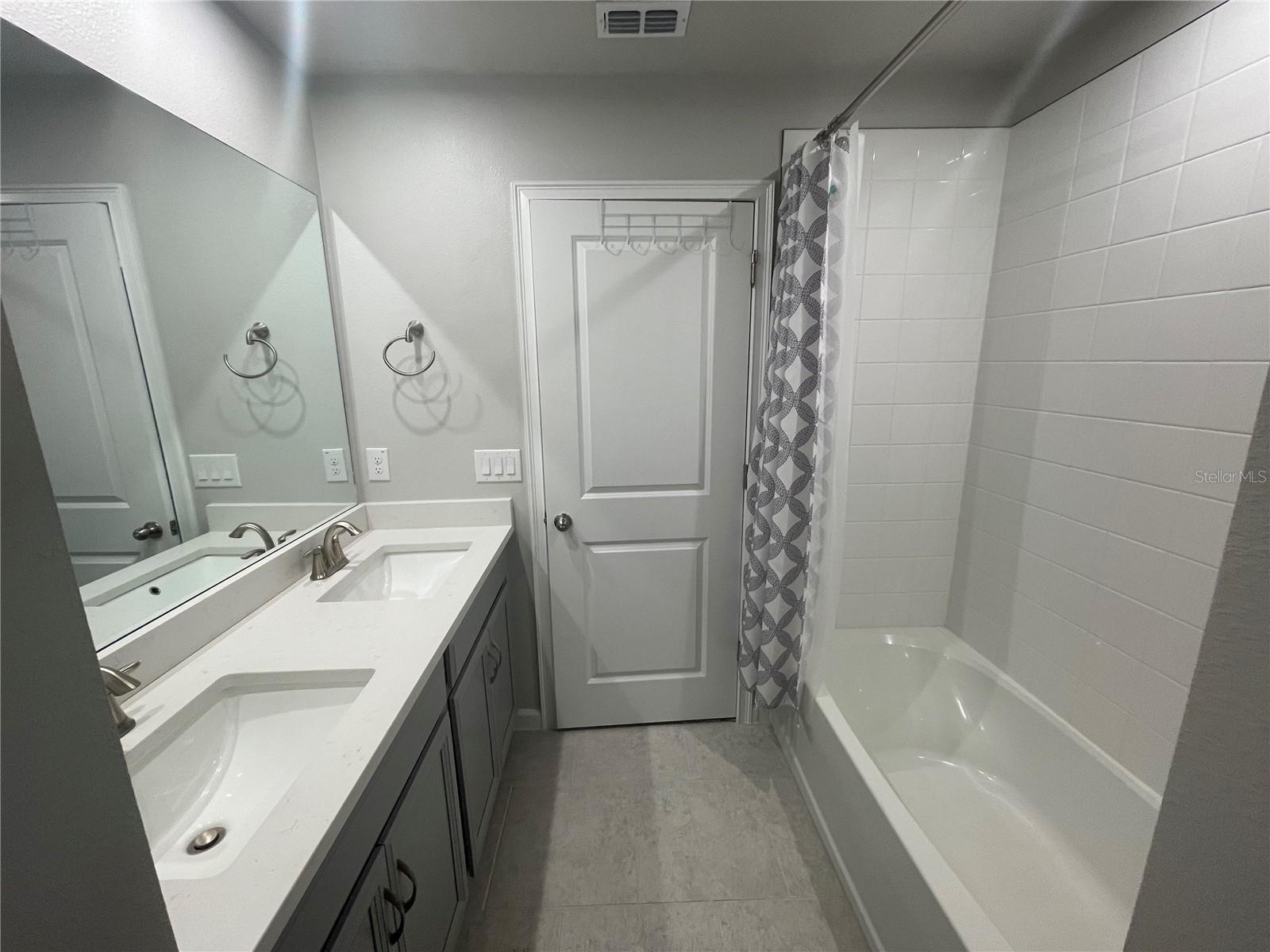 26068 WOVEN WICKER BND, LUTZ, FL, 33559
