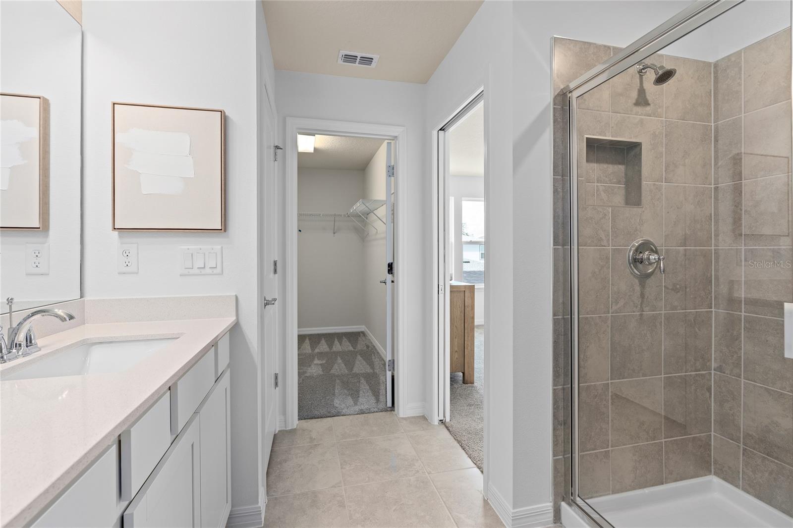 10566 EVENING STAR STREET, ORLANDO, FL, 32829
