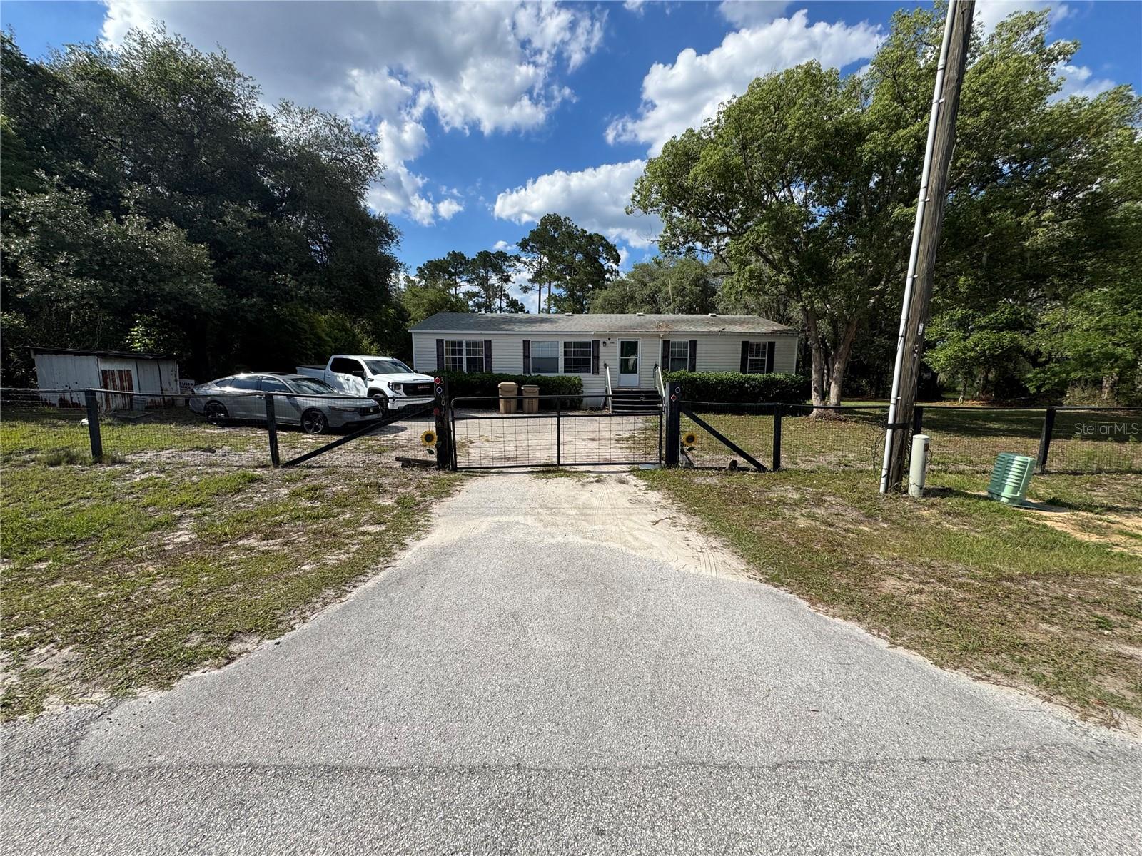 31601 SPRUCE DR, EUSTIS, FL, 32736