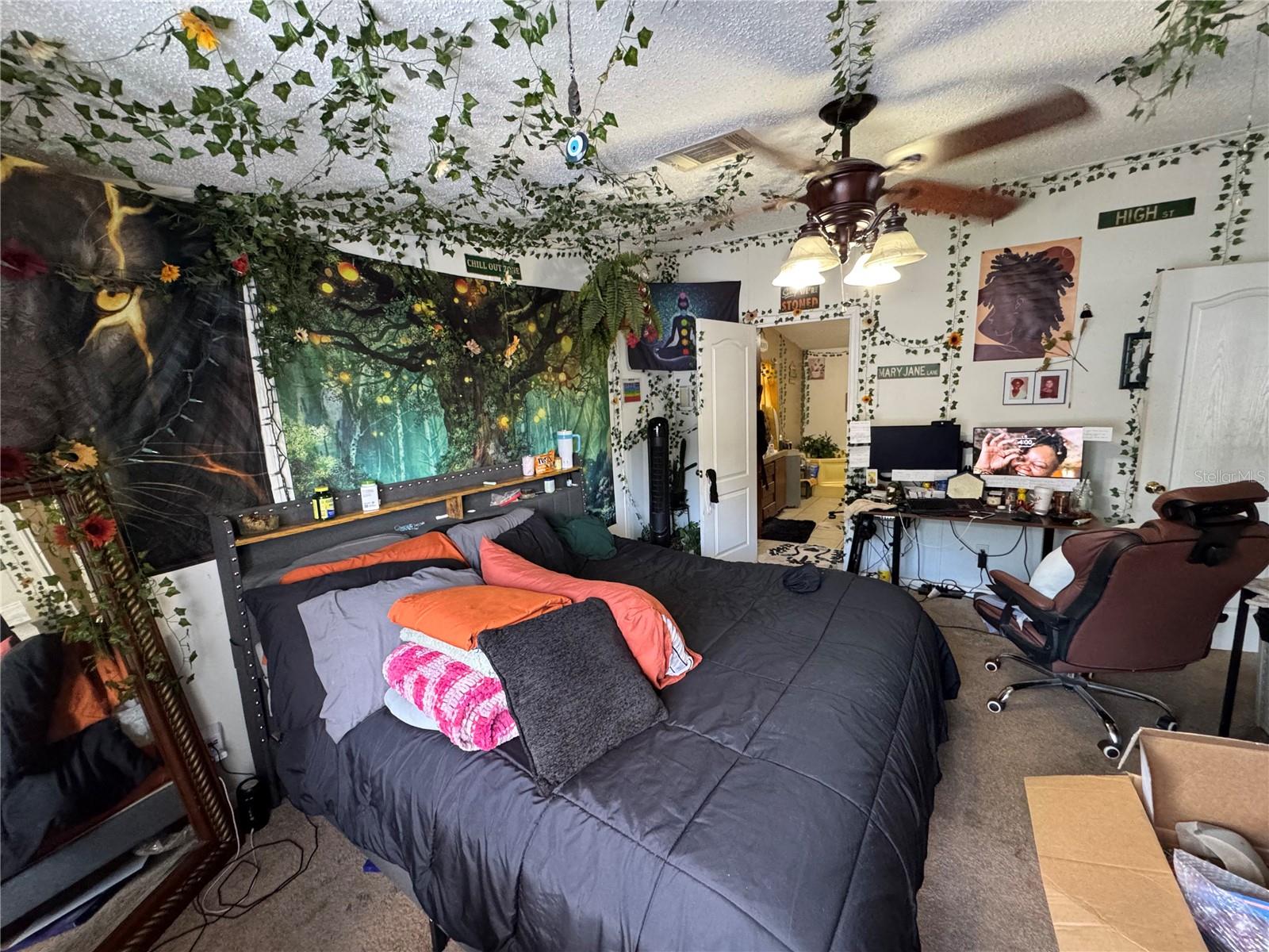31601 SPRUCE DR, EUSTIS, FL, 32736