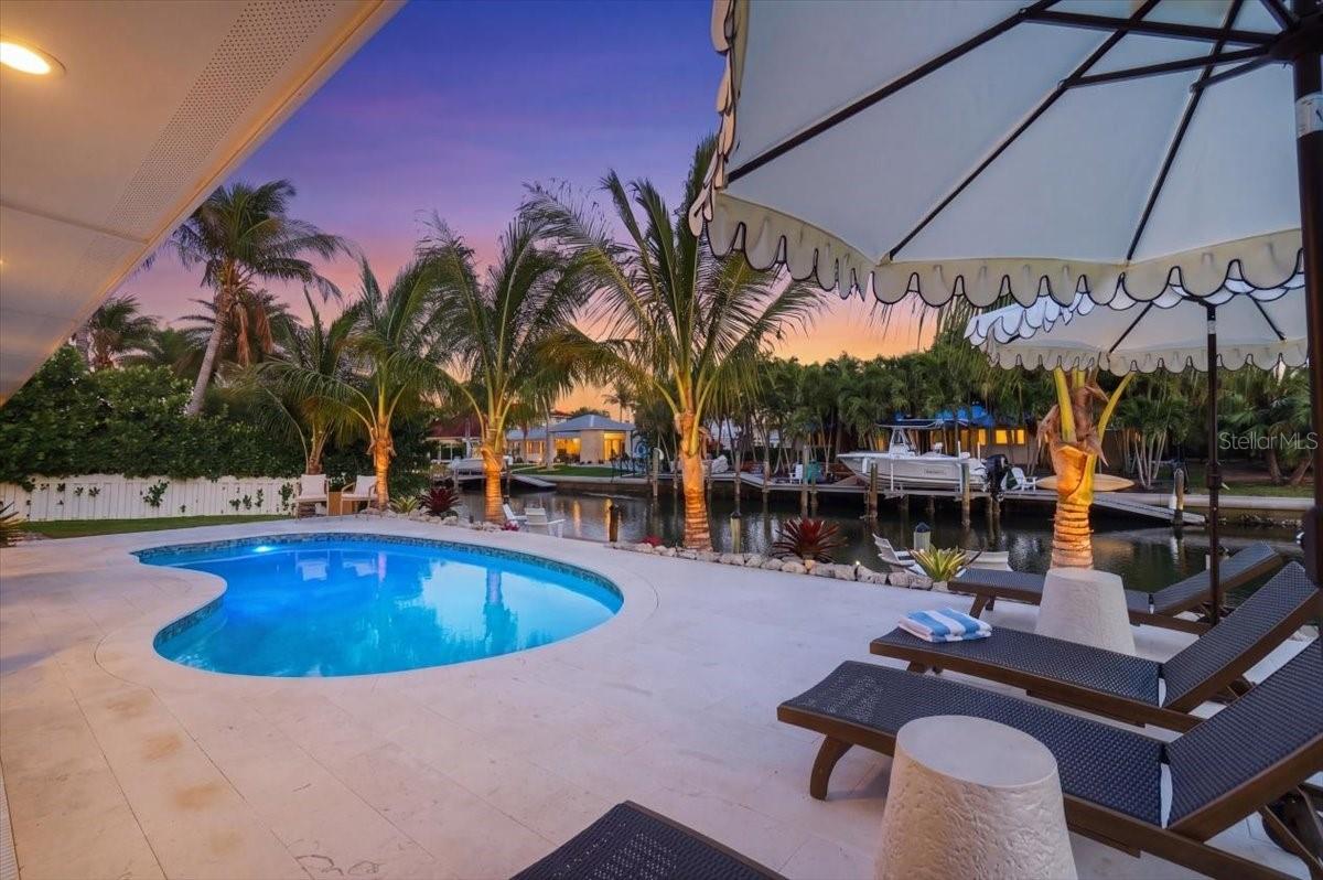 618 GLADSTONE LN, HOLMES BEACH, FL, 34217