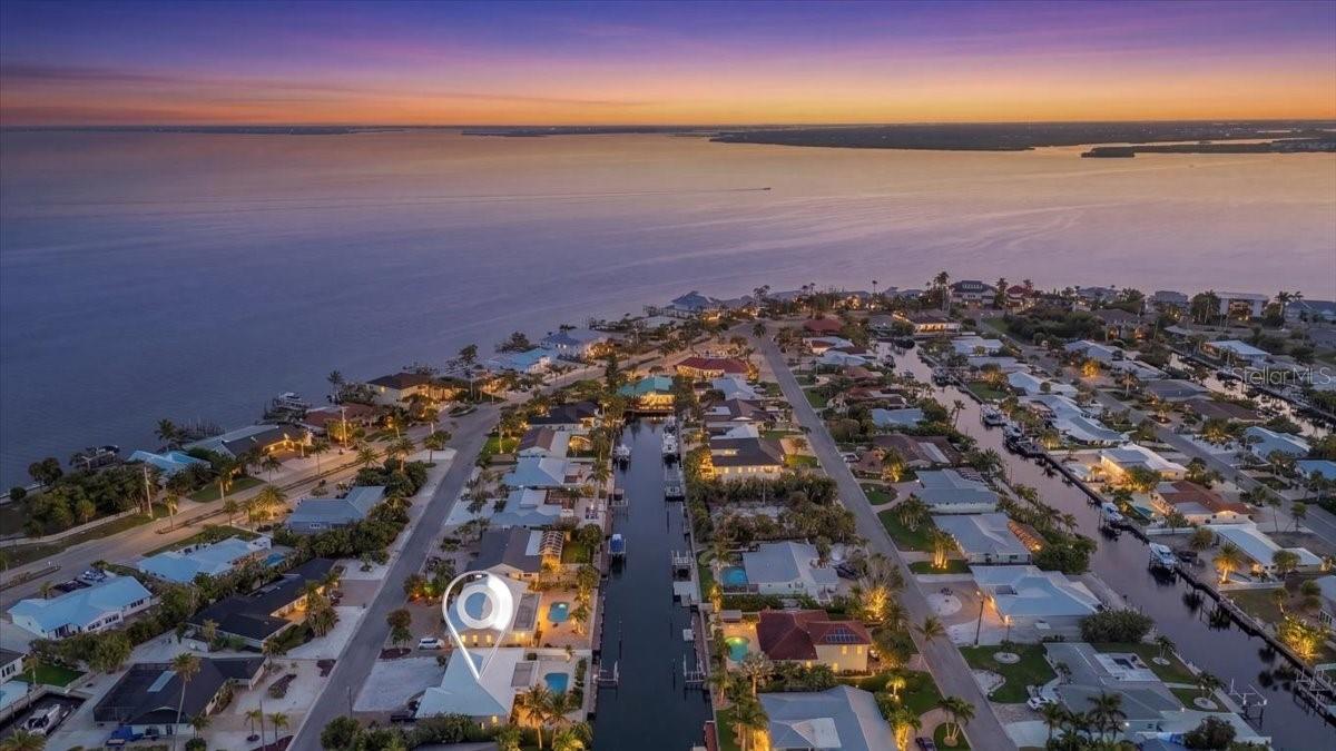 618 GLADSTONE LN, HOLMES BEACH, FL, 34217