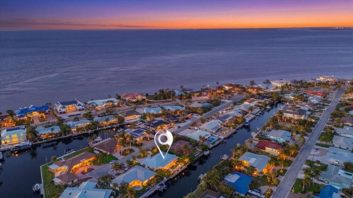 618 GLADSTONE LN, HOLMES BEACH, FL, 34217