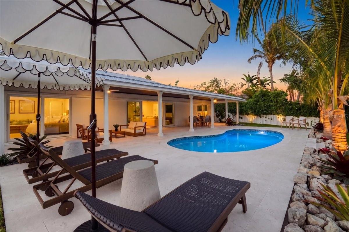 618 GLADSTONE LN, HOLMES BEACH, FL, 34217