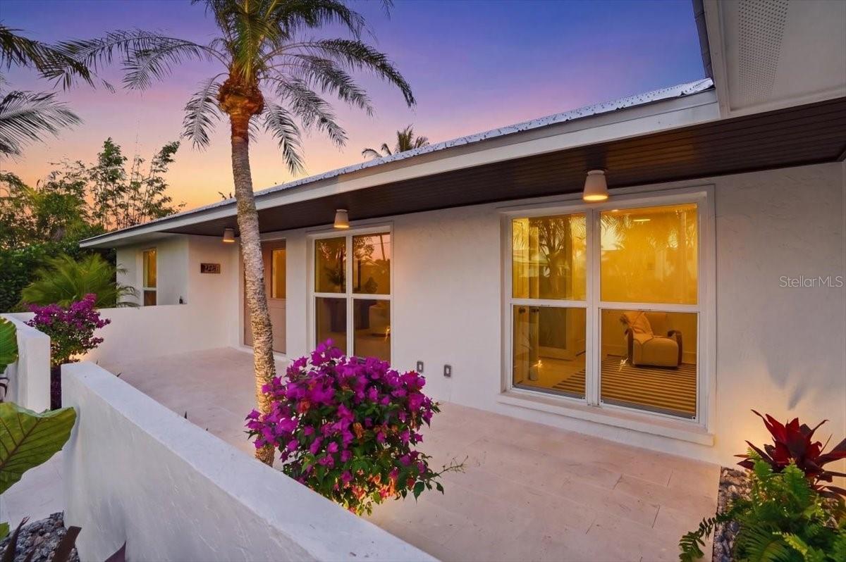 618 GLADSTONE LN, HOLMES BEACH, FL, 34217