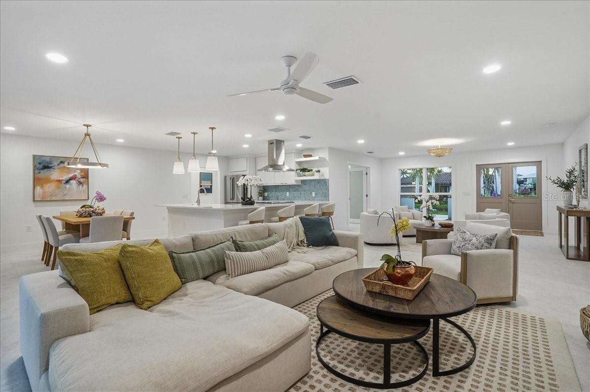 618 GLADSTONE LN, HOLMES BEACH, FL, 34217