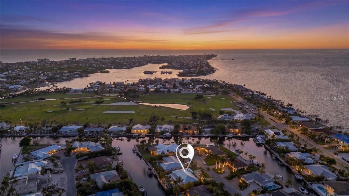 618 GLADSTONE LN, HOLMES BEACH, FL, 34217