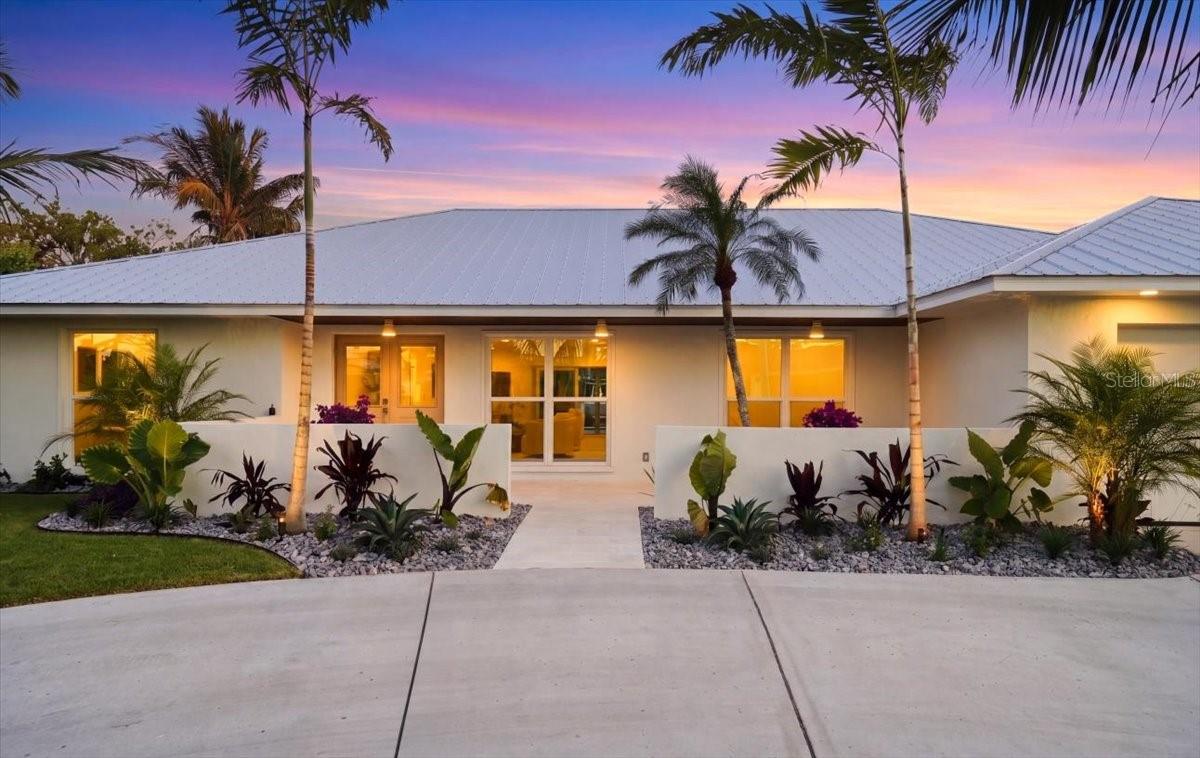 618 GLADSTONE LN, HOLMES BEACH, FL, 34217