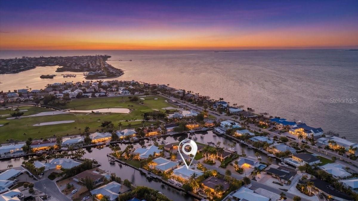 618 GLADSTONE LN, HOLMES BEACH, FL, 34217