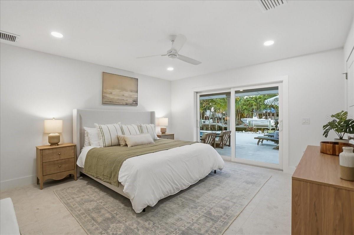 618 GLADSTONE LN, HOLMES BEACH, FL, 34217