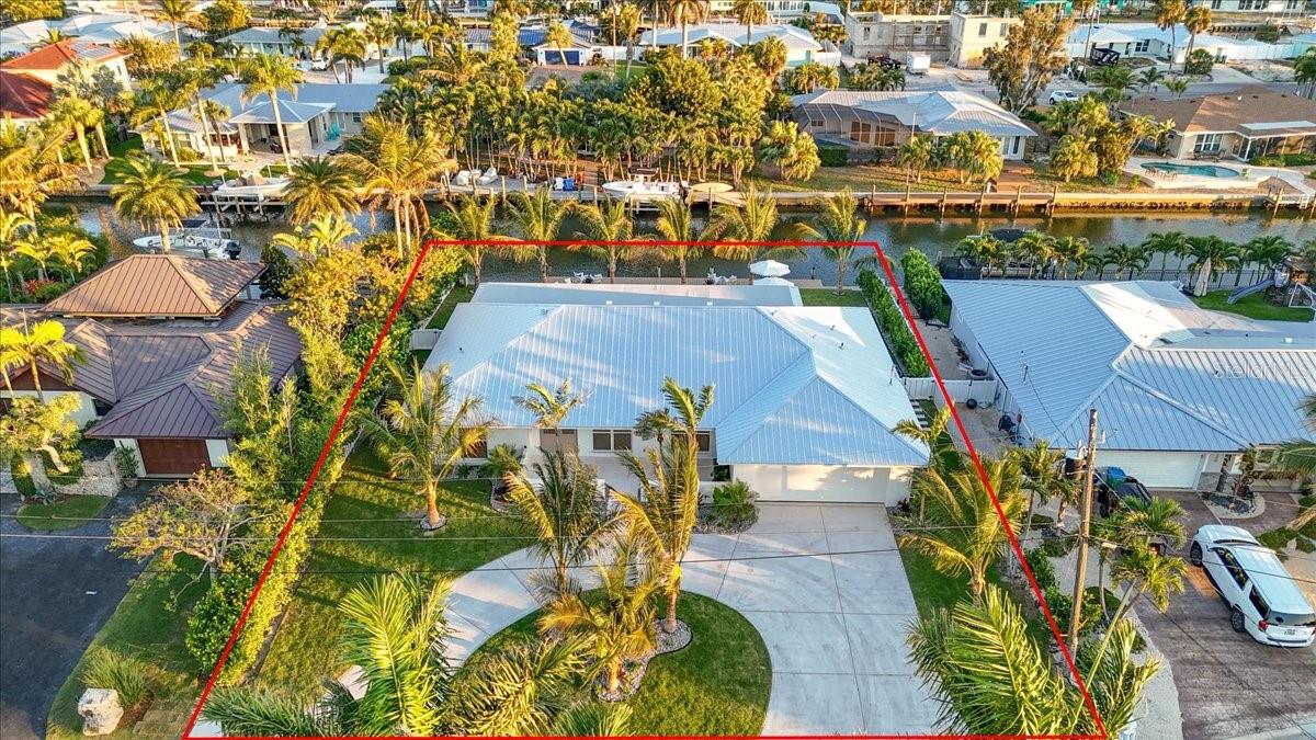 618 GLADSTONE LN, HOLMES BEACH, FL, 34217