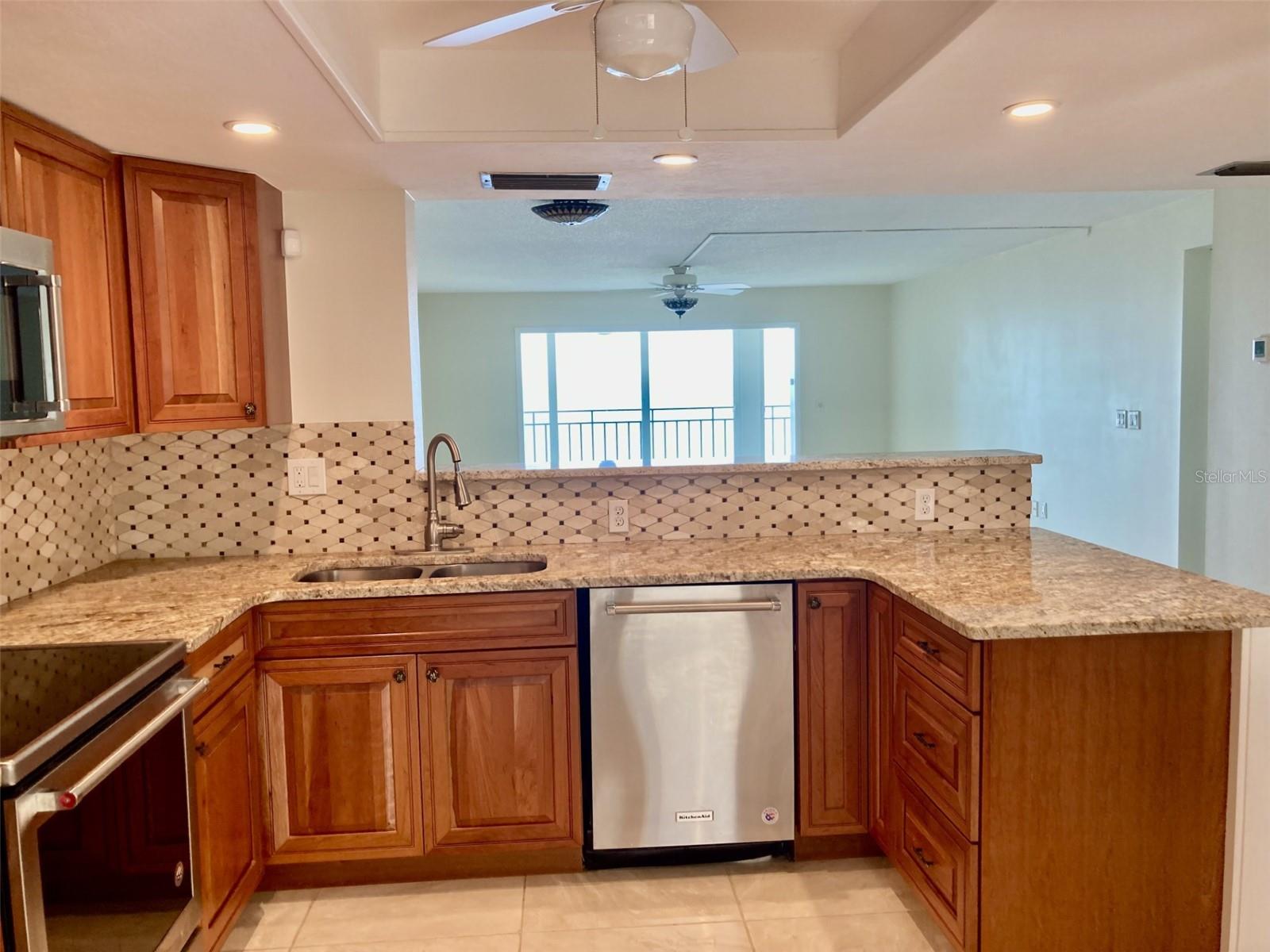 6430 SUN EAGLE LN #203, BRADENTON, FL, 34210